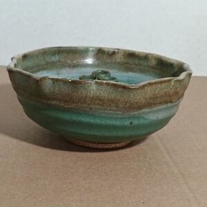 Studio Pottery Ikebana Flower Bowl Vase w/ 3 Tube Frog Green Blue Glaze